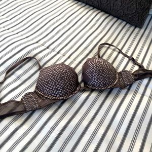 Victoria’s Secret 34B Bombshell Mesh Bra